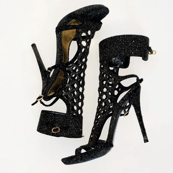 Alexander Mcqueen Flat Sandals With Perforated Strap - NWT Alexander McQueen Faux-leather sandals Alexander McQueen main image 4